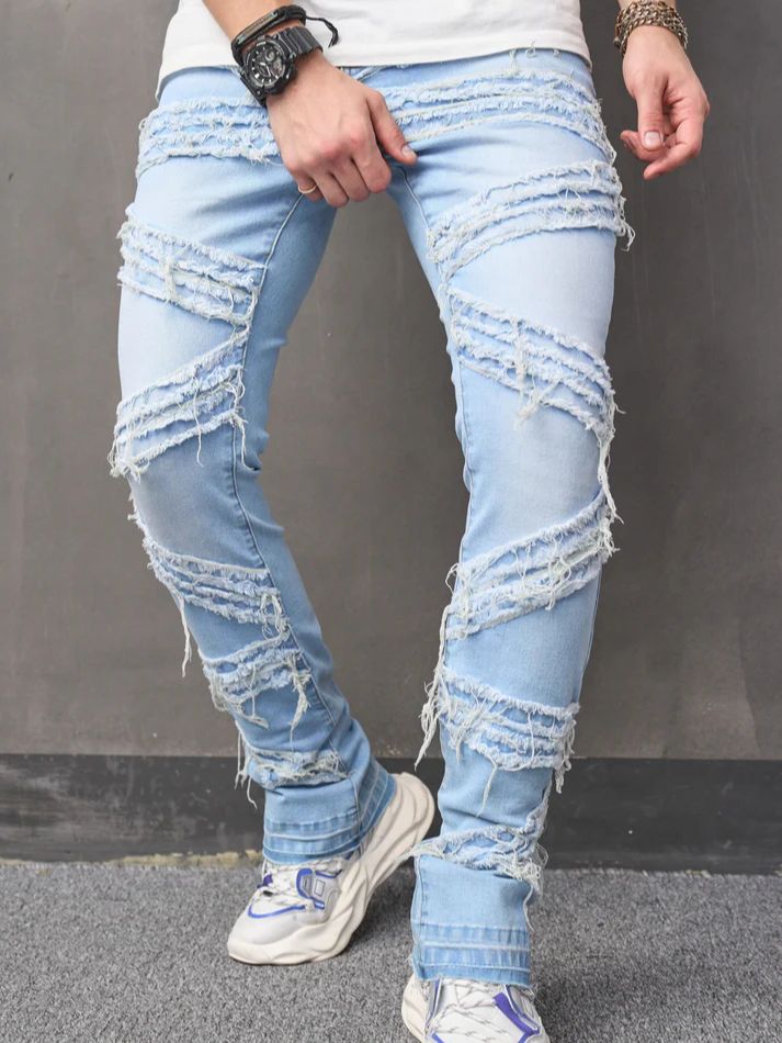 Casual stijlvolle zomerbroek voor heren met opvallend ripped design en slim-fit pasvorm.