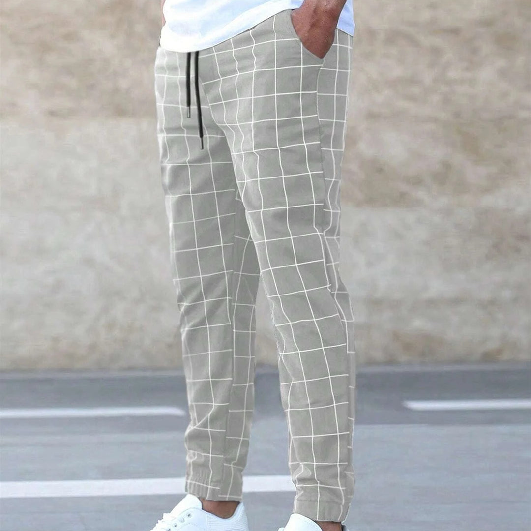Elegante vrijetijdsbroek voor mannen in khaki met een ruitpatroon, ideaal voor casual en semi-formele gelegenheden.