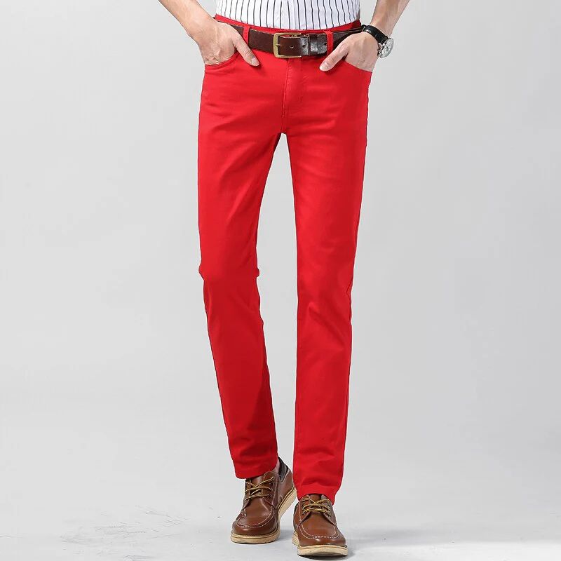Heren casual zomerbroek in een stijlvolle pasvorm, perfect voor warme dagen.