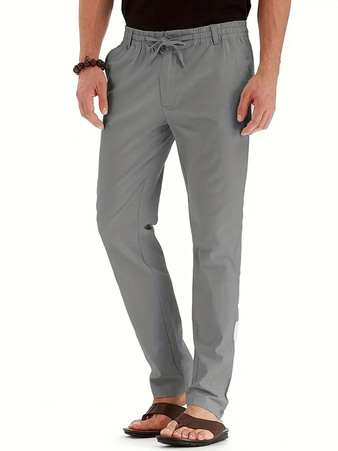 Stijlvolle en lichte heren cargobroek met elastische taille, ideaal voor warme zomerdagen.
