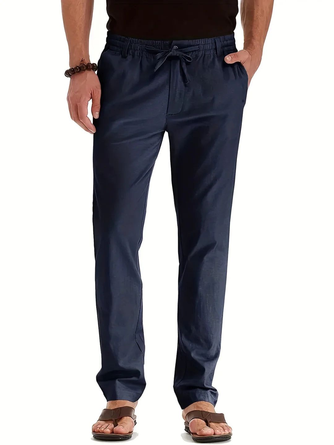 Stijlvolle en lichte heren cargobroek met elastische taille, ideaal voor warme zomerdagen.