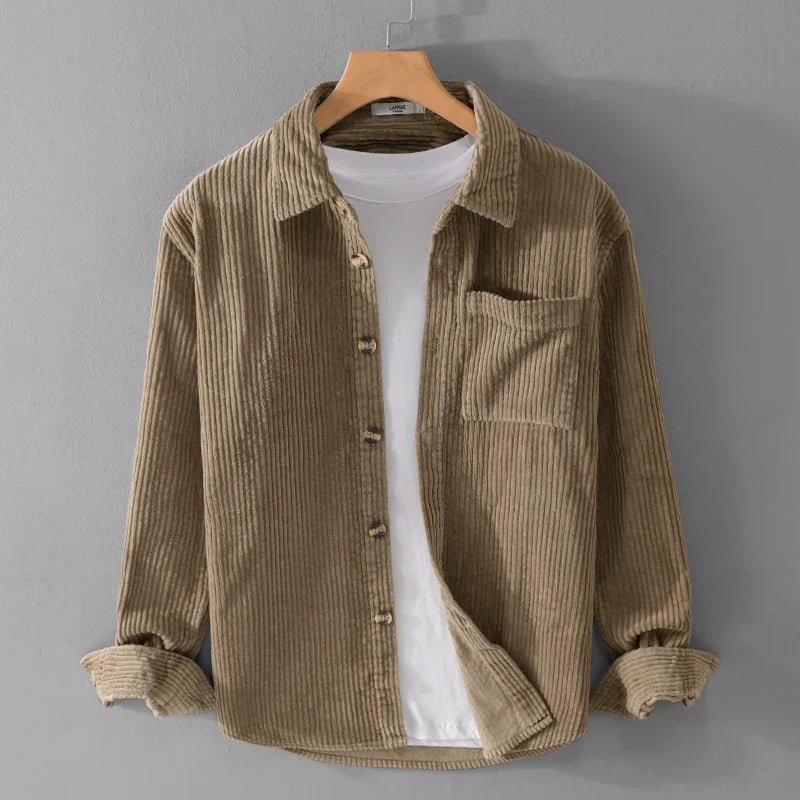 Stijlvol corduroy vest voor heren in olijfgroen met borstzak en knoopsluiting, ideaal voor casual en formele gelegenheden.