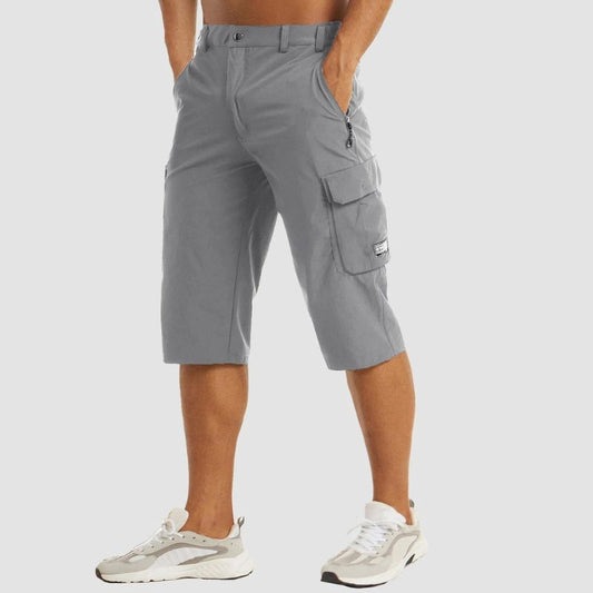 Lichtgewicht en sneldrogende cargo shorts met meerdere zakken en ademende stof.