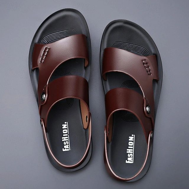 Stijlvolle en comfortabele faux lederen slip-on sandalen voor heren in de zomer.