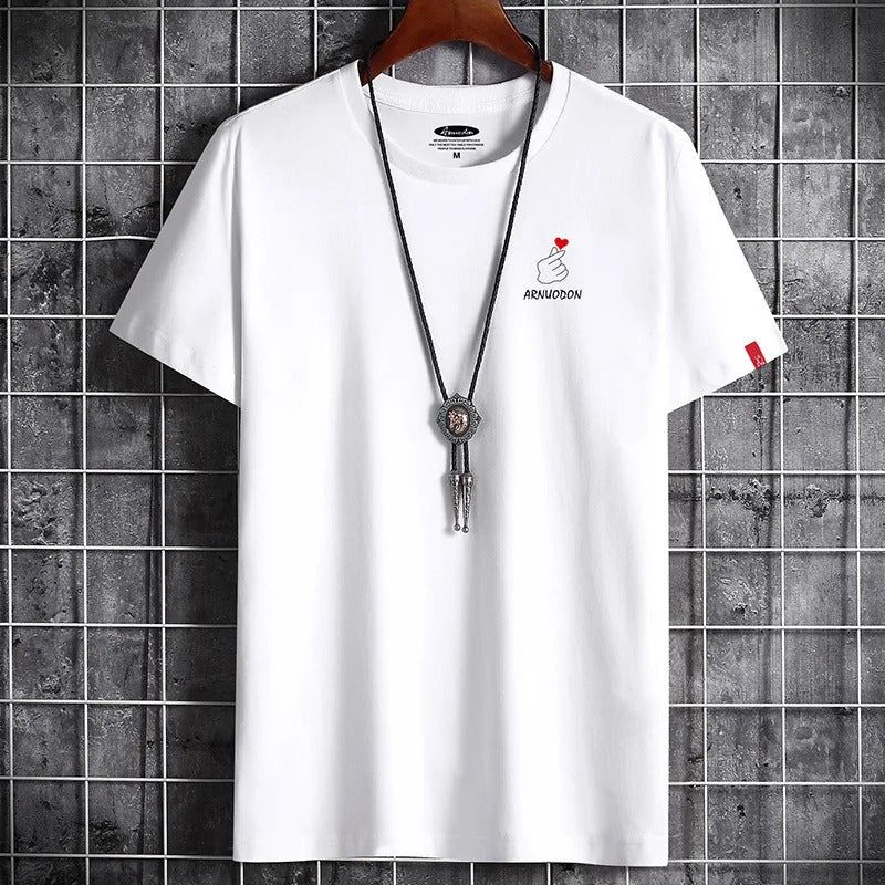 Stijlvol zwart zomershirt voor heren met grafische print, ideaal voor een casual en trendy look.