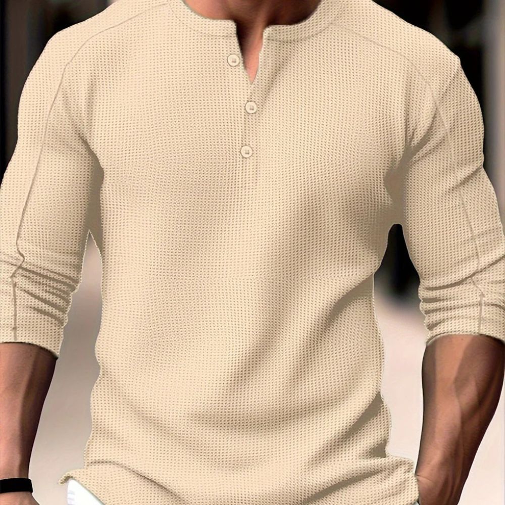 Gebreid casual zomershirt voor heren met ademende stof en stijlvolle knoopsluiting.
