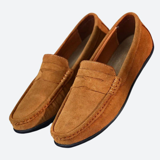 Heren suède loafers met tijdloos en veelzijdig ontwerp, perfect voor casual en formele gelegenheden, ideaal voor de herfst- en winterdagen.