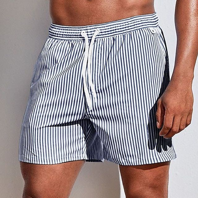 Gestreepte boardshorts voor heren met elastische tailleband en trekkoord.






