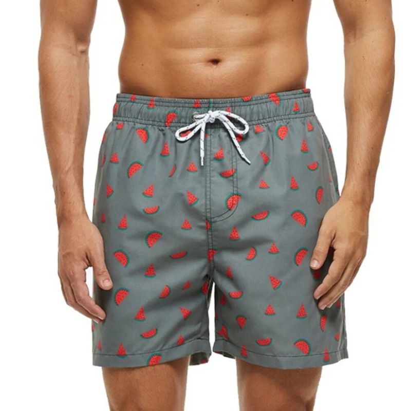 Trendy en comfortabele zomer boardshorts voor heren met een opvallend tie-dye patroon en een elastische taille met trekkoord.