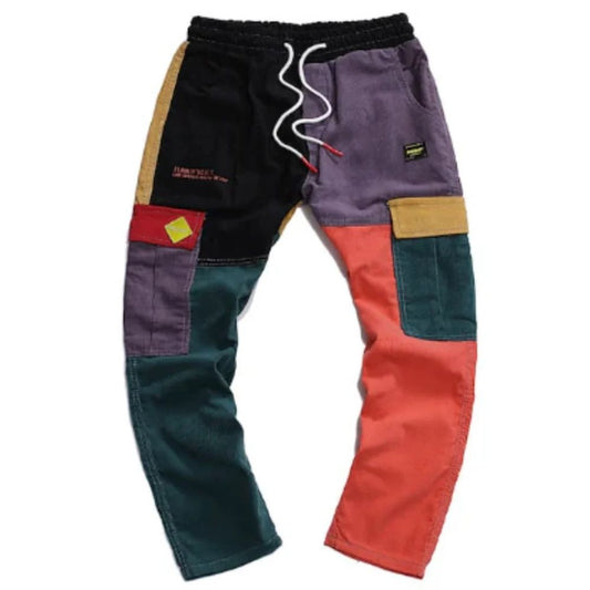 Modieuze losvallende heren cargo zomerbroek van corduroy met kleurrijk patchwork-design en functionele zakken.