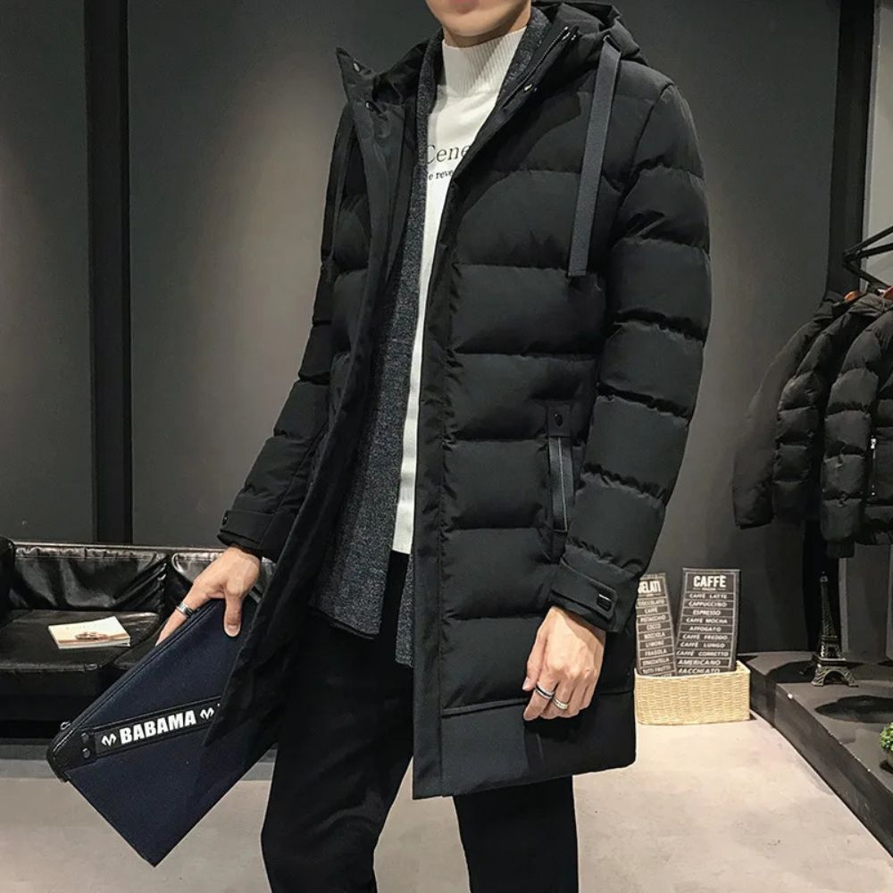 Luxe warme winterjas voor heren, olijfgroen met gewatteerde structuur en verstelbare capuchon, perfect voor koude winterdagen.