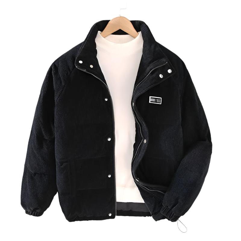 Moderne winterjas voor mannen in beige corduroy met gewatteerde voering en een tijdloos ontwerp.