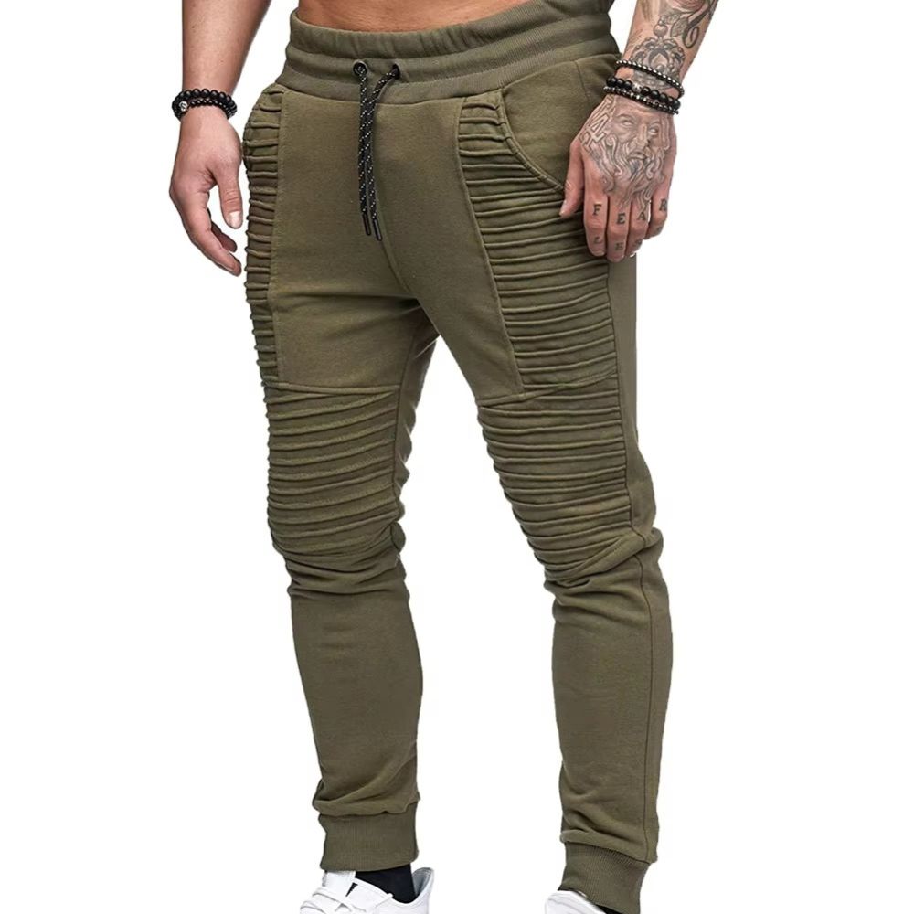 Slanke zomerbroek voor heren met een moderne pasvorm en sportieve details.