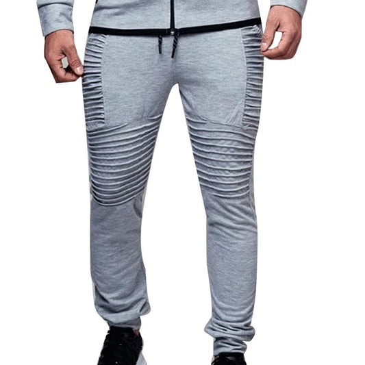 Slanke zomerbroek voor heren met een moderne pasvorm en sportieve details.