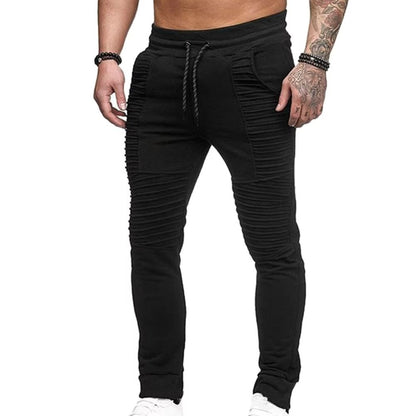 Slanke zomerbroek voor heren met een moderne pasvorm en sportieve details.